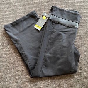 NWT Kirkland signature size S capri leggings